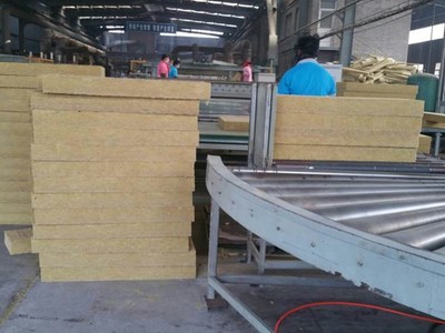 内蒙古彩钢夹心岩棉复合板每平米报价多少_非金属材料栏目_
